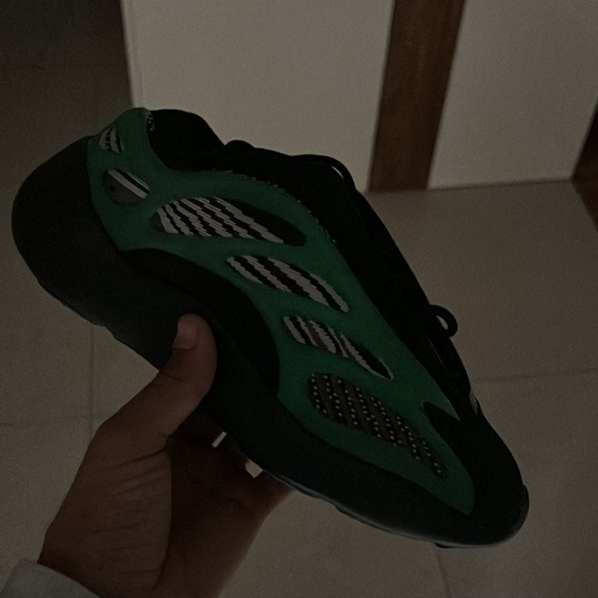 Amazing yeezy 700 v3 shoes - AmazingBaba