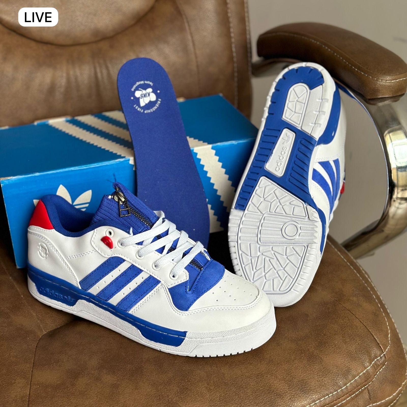 AMAZING WHITE BLUE RIVALRY ZIPPY SHOES - AmazingBaba