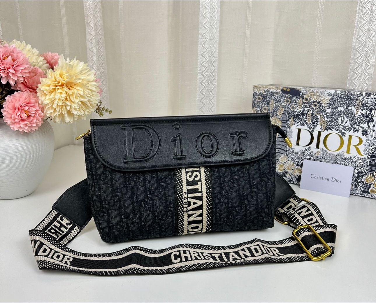 Christian Dior Classic shoulder Bag