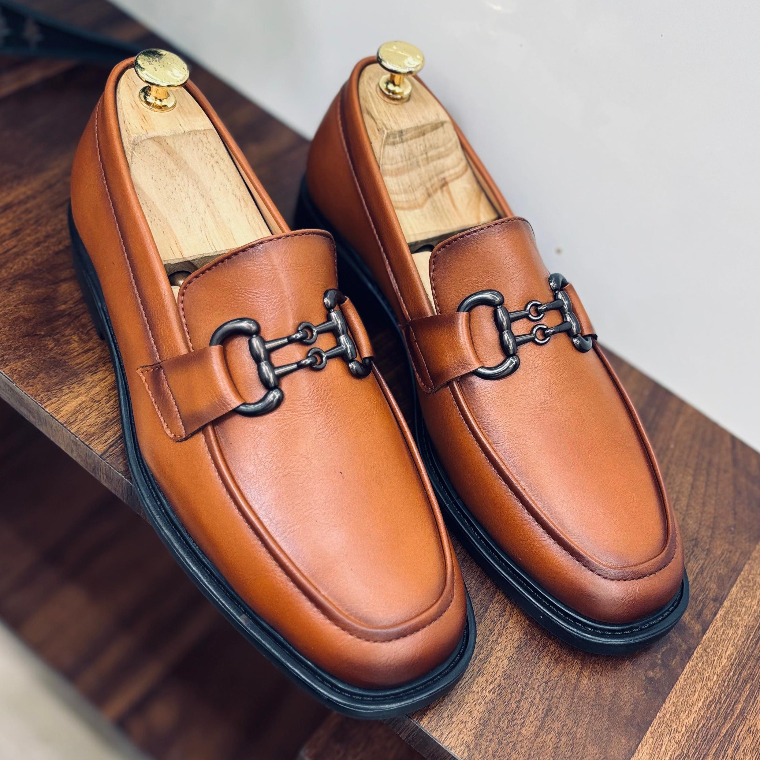 Amazing premium quality loafer shoes - AmazingBaba