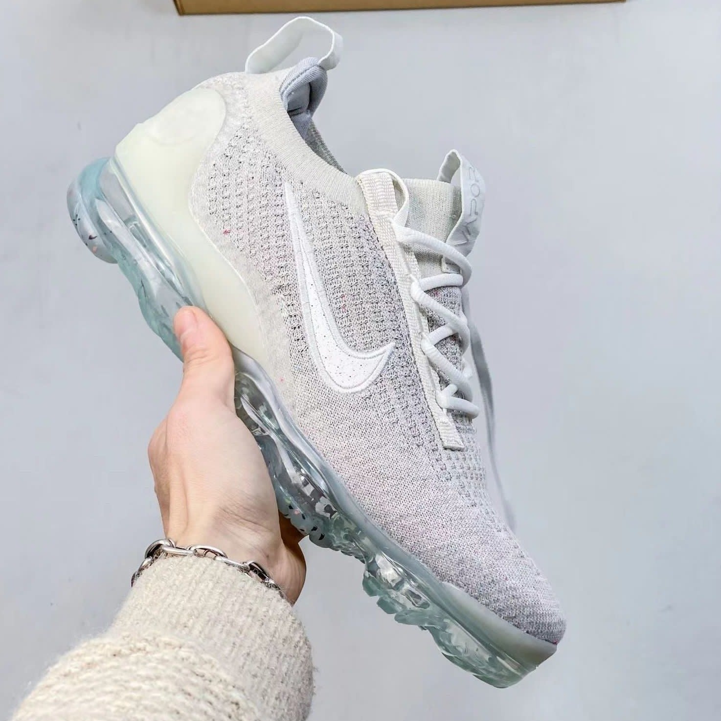 Nk Vapormax Flynkit 3 white shoes - AmazingBaba