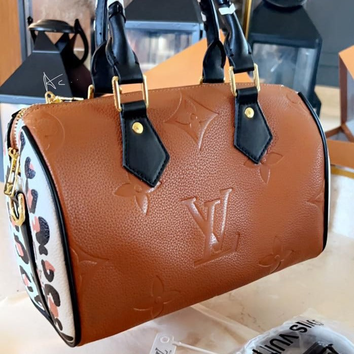 Lv High Quality Leather speedy Bag - AmazingBaba