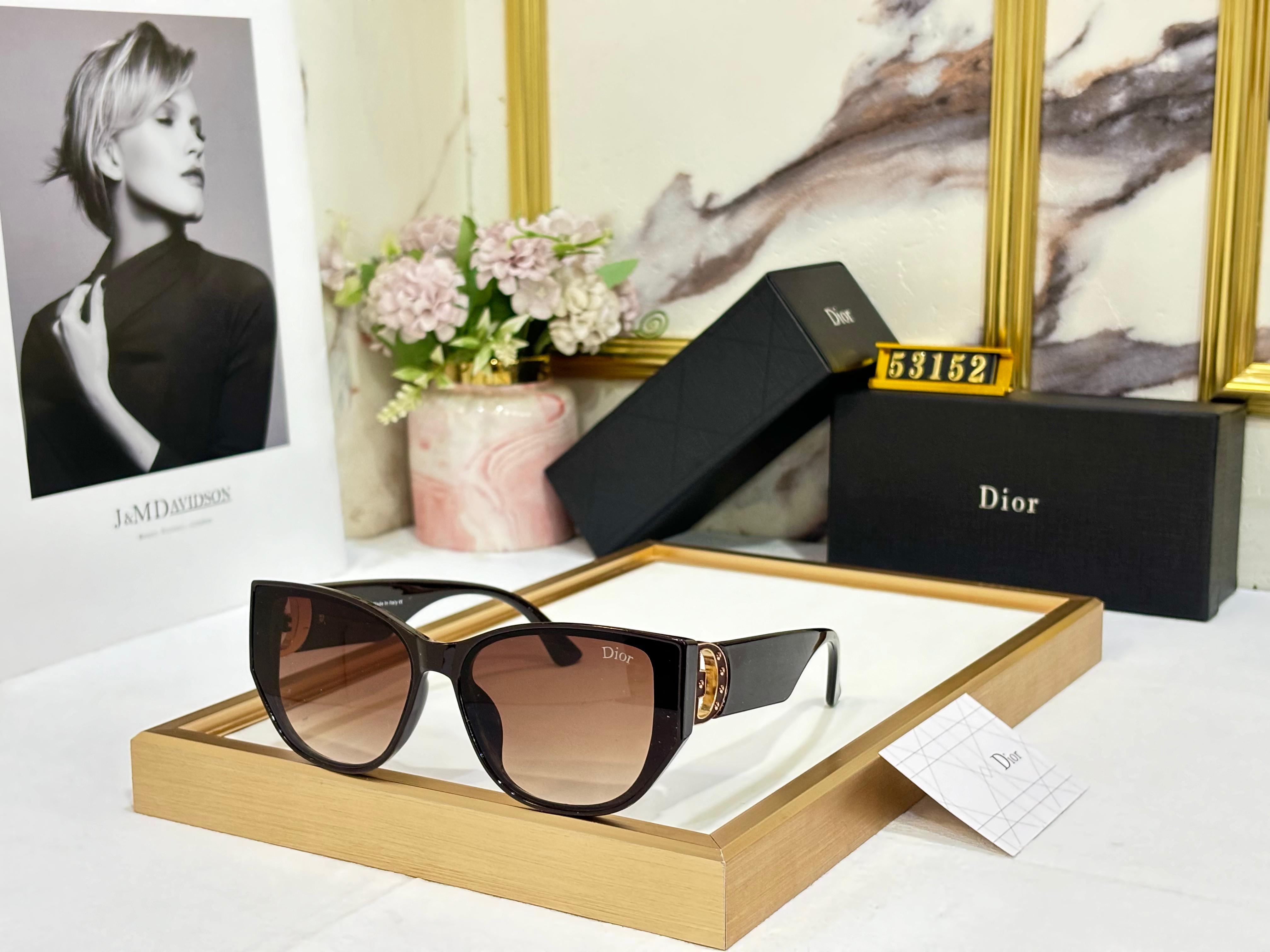 Dior uv sunglasses