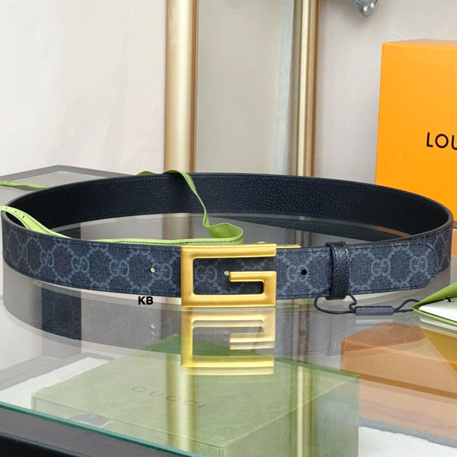 Gucci reversible belt