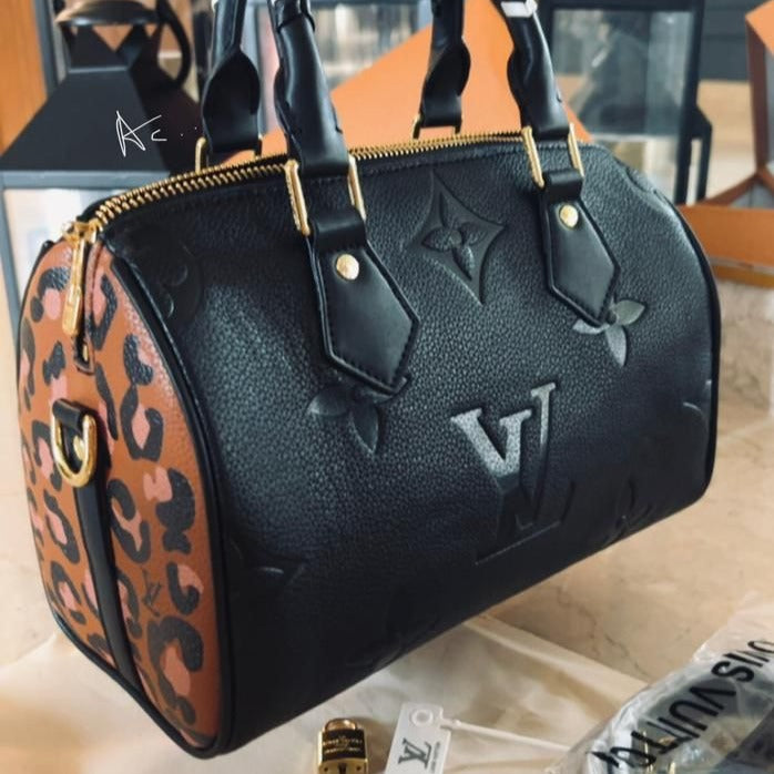 Lv High Quality Leather speedy Bag - AmazingBaba