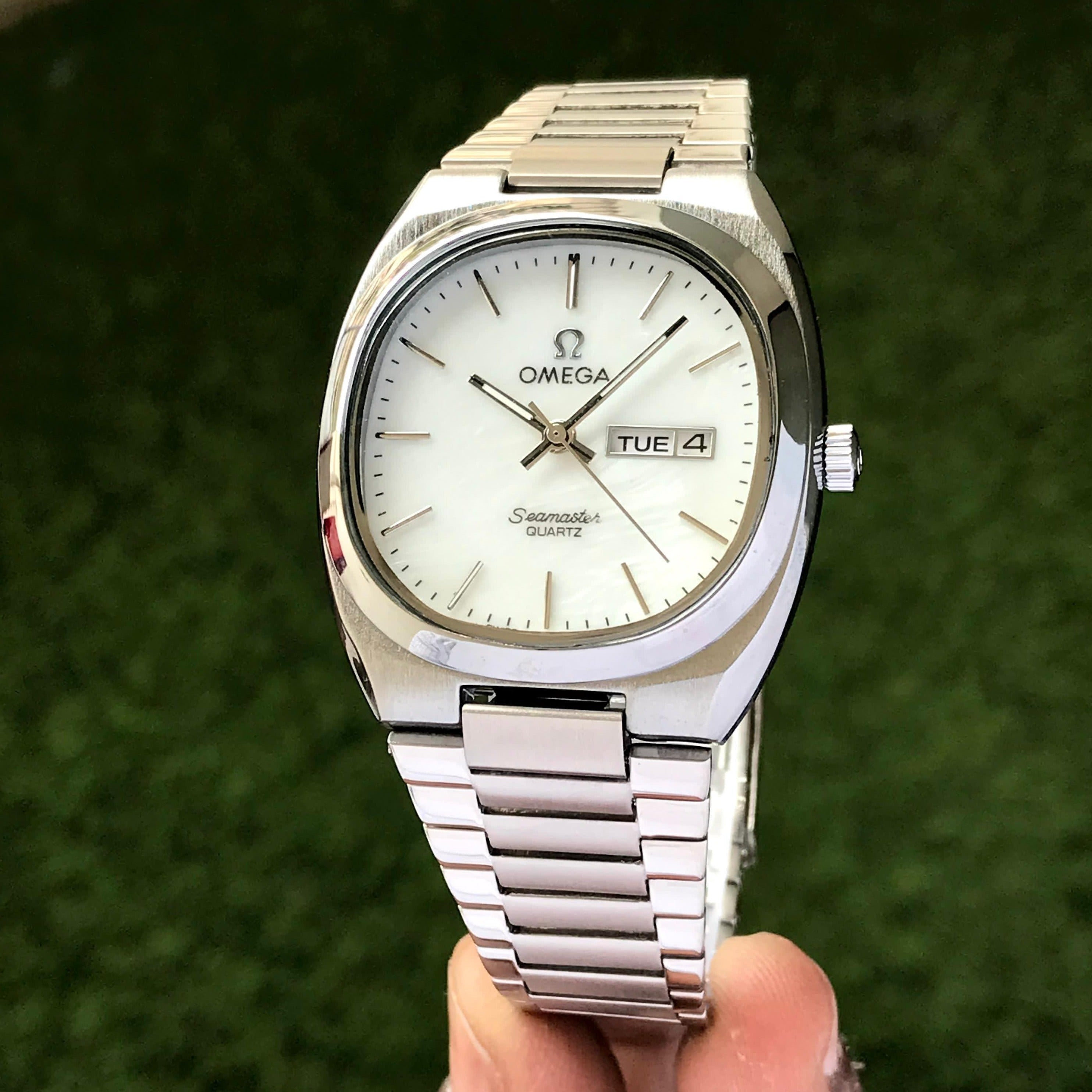 Omg Premium luxury unisex watch
