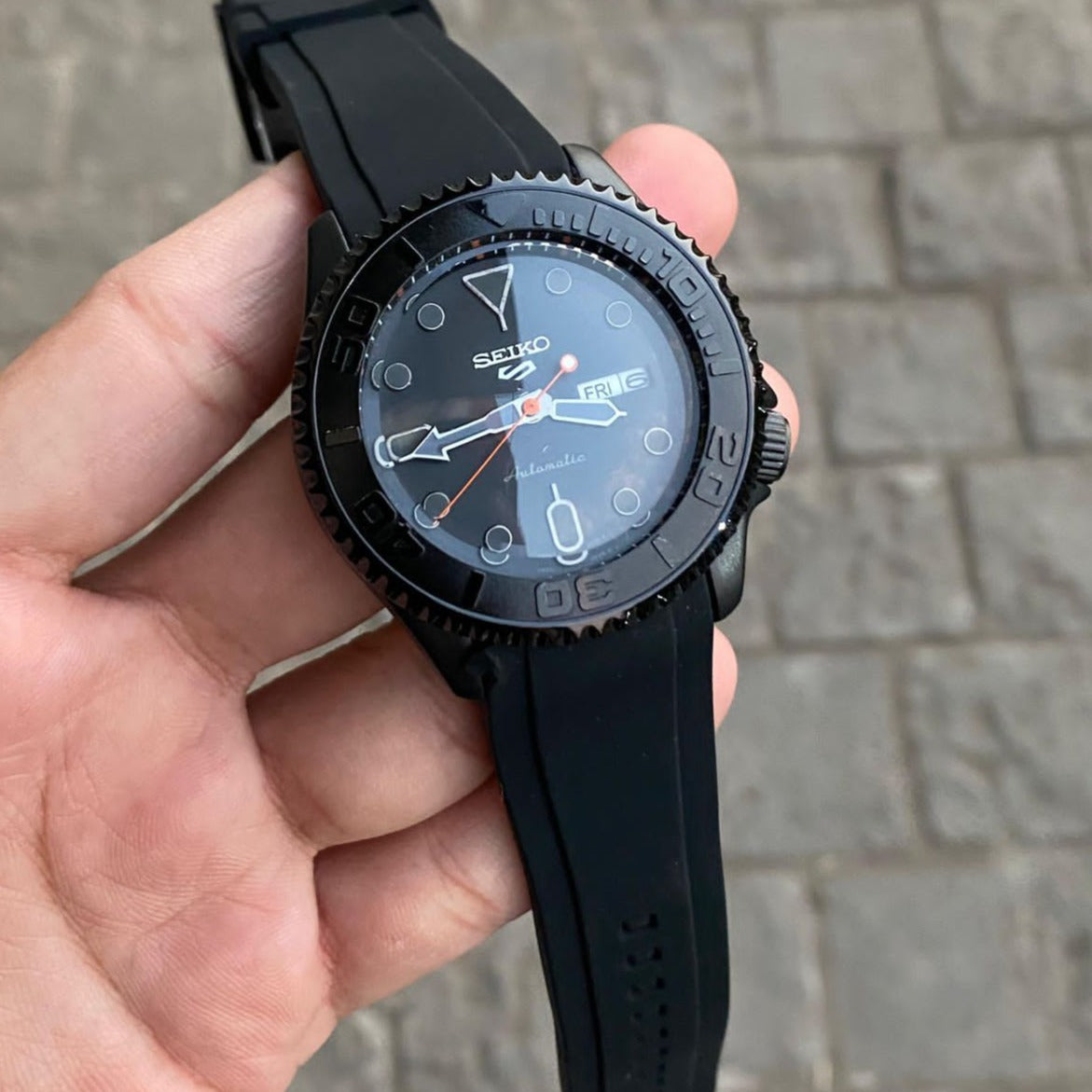 Amazing luxury premium quality black watch - AmazingBaba
