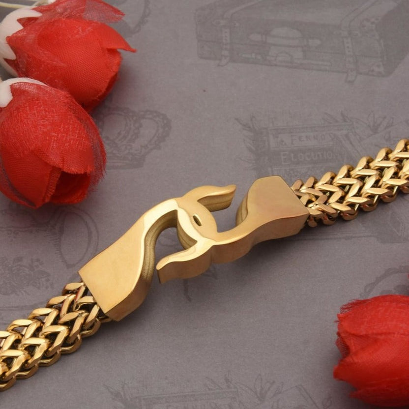 Beautiful Design Premium-Grade Quality Golden Color Bracelet for Men - Style B950